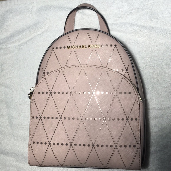 Small Michale Kors Book Bag - Picture 1 of 5